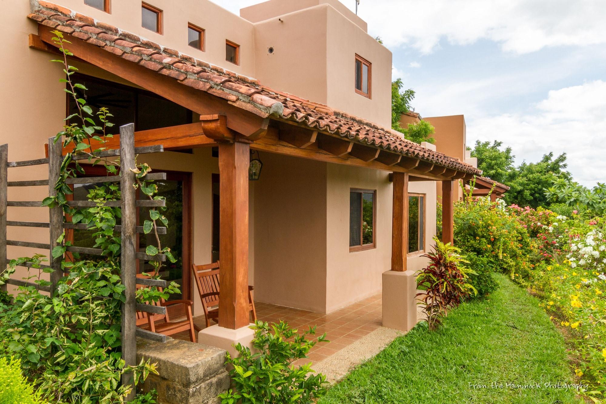 Villas De Palermo Hotel And Resort -Private Detached Houses Сан Хуан дел Сур Екстериор снимка