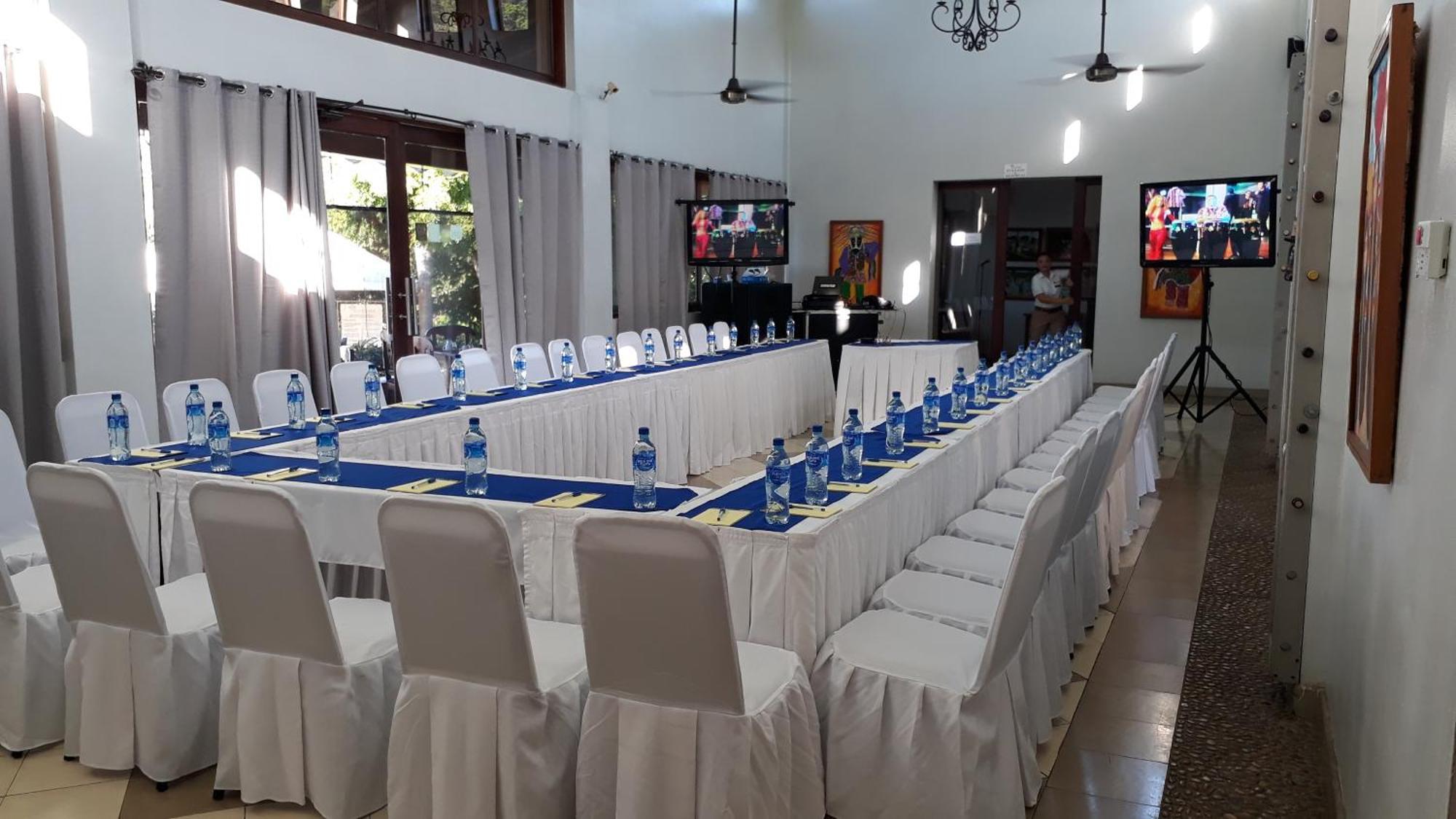 Villas De Palermo Hotel And Resort -Private Detached Houses Сан Хуан дел Сур Екстериор снимка